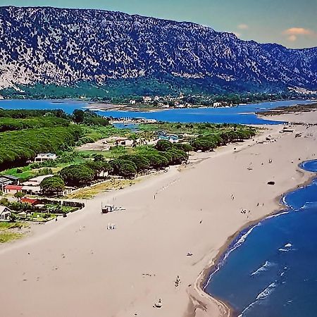 Beachfront, Tirana Guest House Velipojë 外观 照片