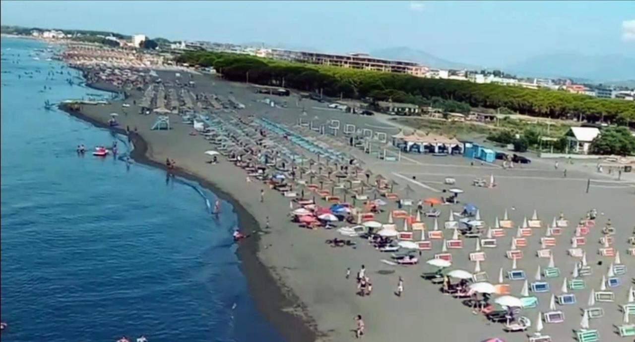 Beachfront, Tirana Guest House Velipojë 外观 照片