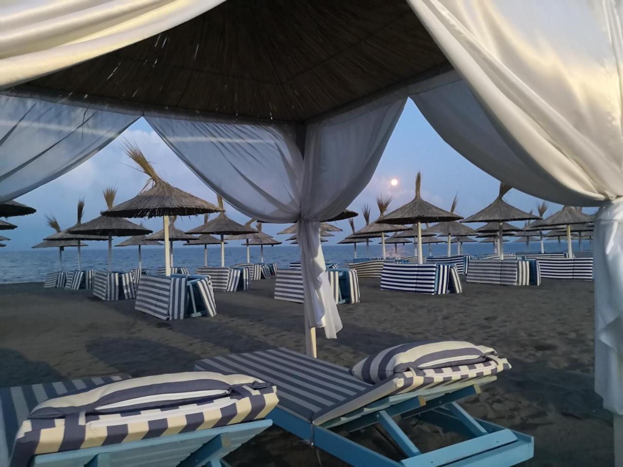 Beachfront, Tirana Guest House Velipojë 外观 照片