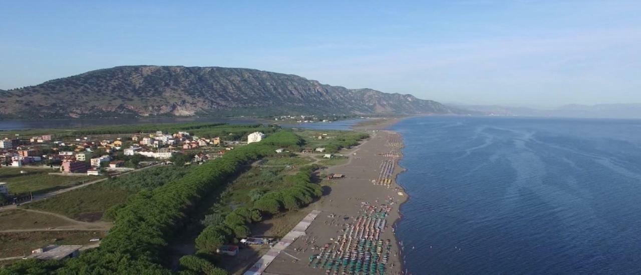 Beachfront, Tirana Guest House Velipojë 外观 照片