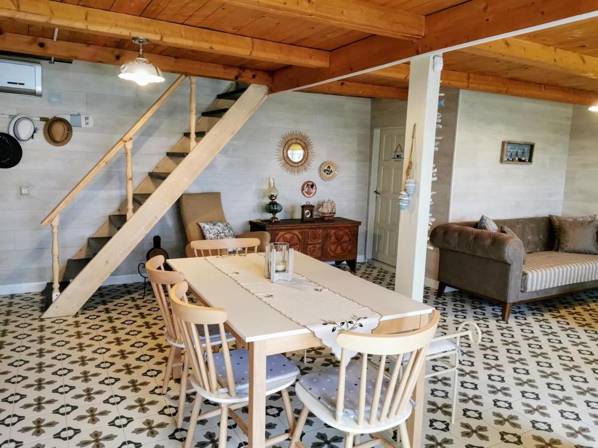 Beachfront, Tirana Guest House Velipojë 外观 照片